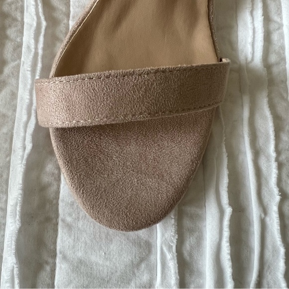 Champagne pink heels by Boohoo. Heel 4.25 in. Size 40 EU / 9.5 US - Picture 3 of 9